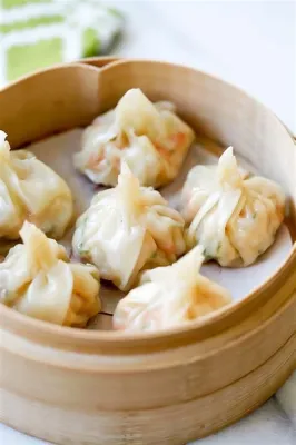   Wontons met Garnalen en een Zinderend Pittig Gebroken Eivoor een Onvergetelijke Smaakbeleving!